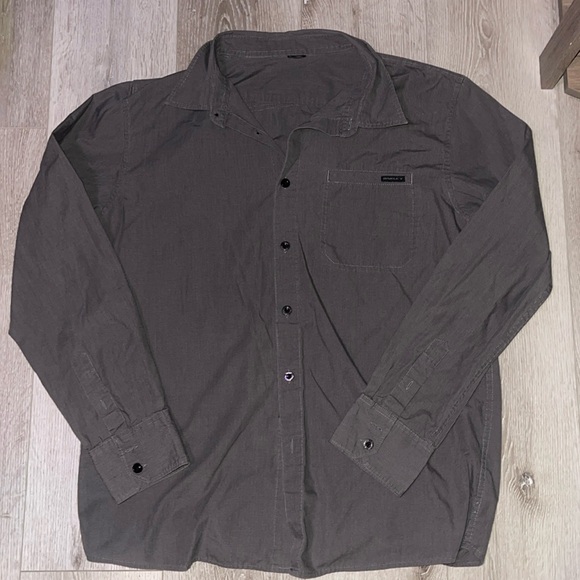 Super cool Oakley grey button up - Picture 1 of 3